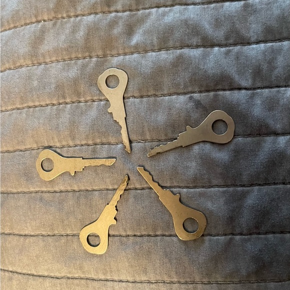 Five Keys For Antique Self Locking Keyhole Lock & Peephole Block, Keys Only - Picture 6 of 6